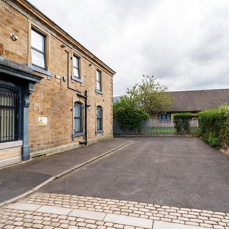 Innovation House Burnley Bagian luar foto