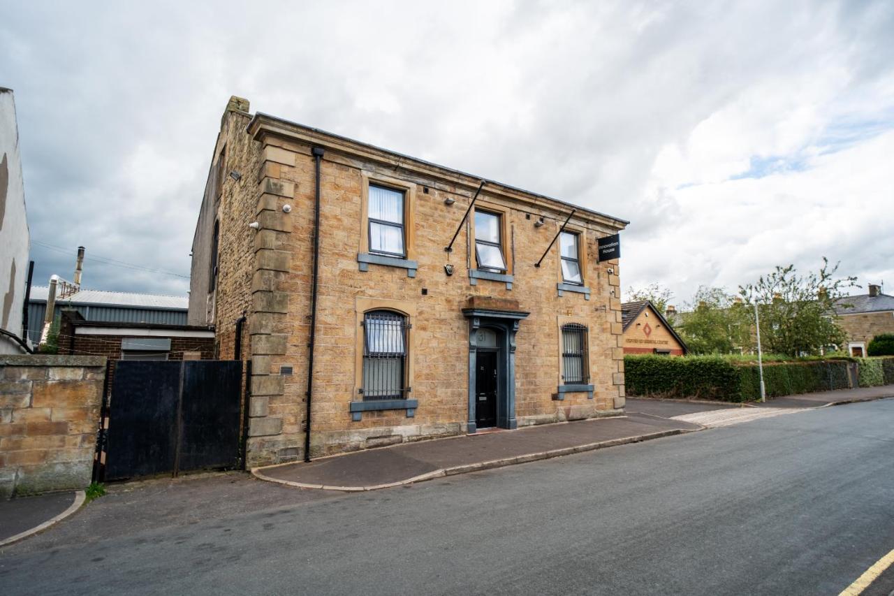 Innovation House Burnley Bagian luar foto